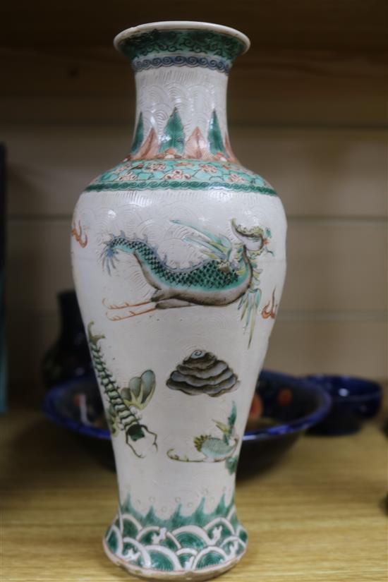 A Chinese famille verte vase, 19th century, H.25cm